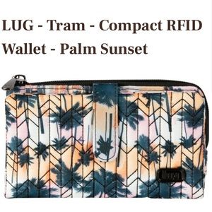 Lug Tram Wallet - EUC!